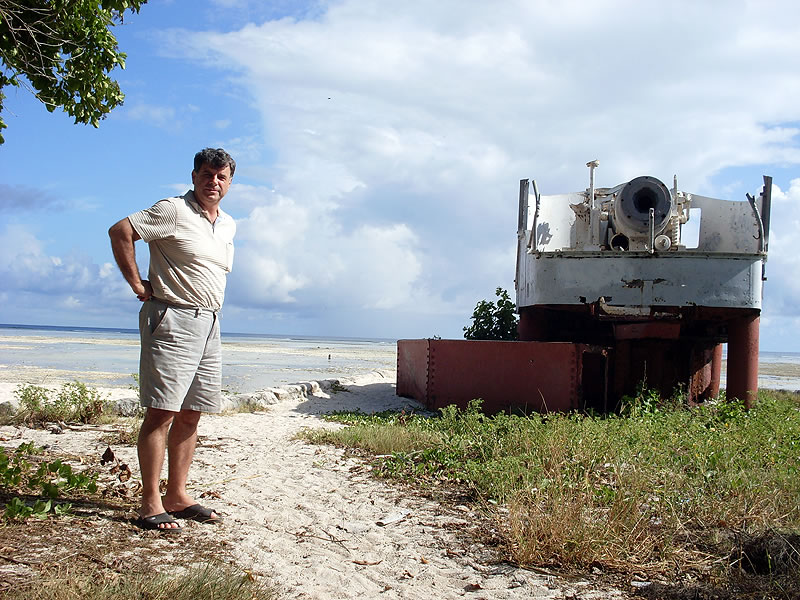 gal/Pacific tour September 2009/T30/Tarawa_after_WW_II.jpg